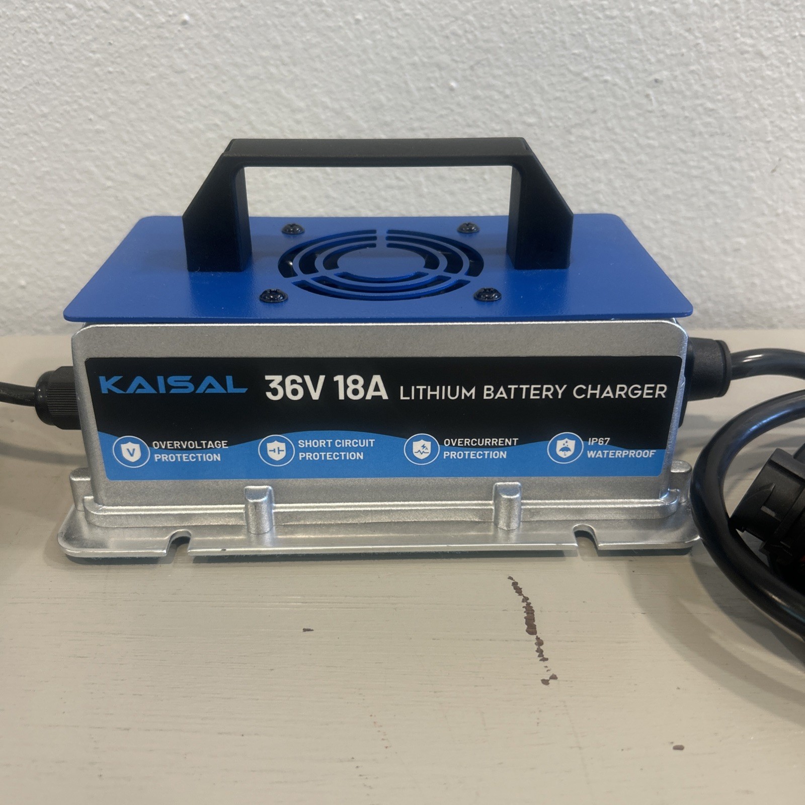 ~Lithium Battery Charger 36 Volt/43.8V 18A for 36V (38.4V) w wake up feature~