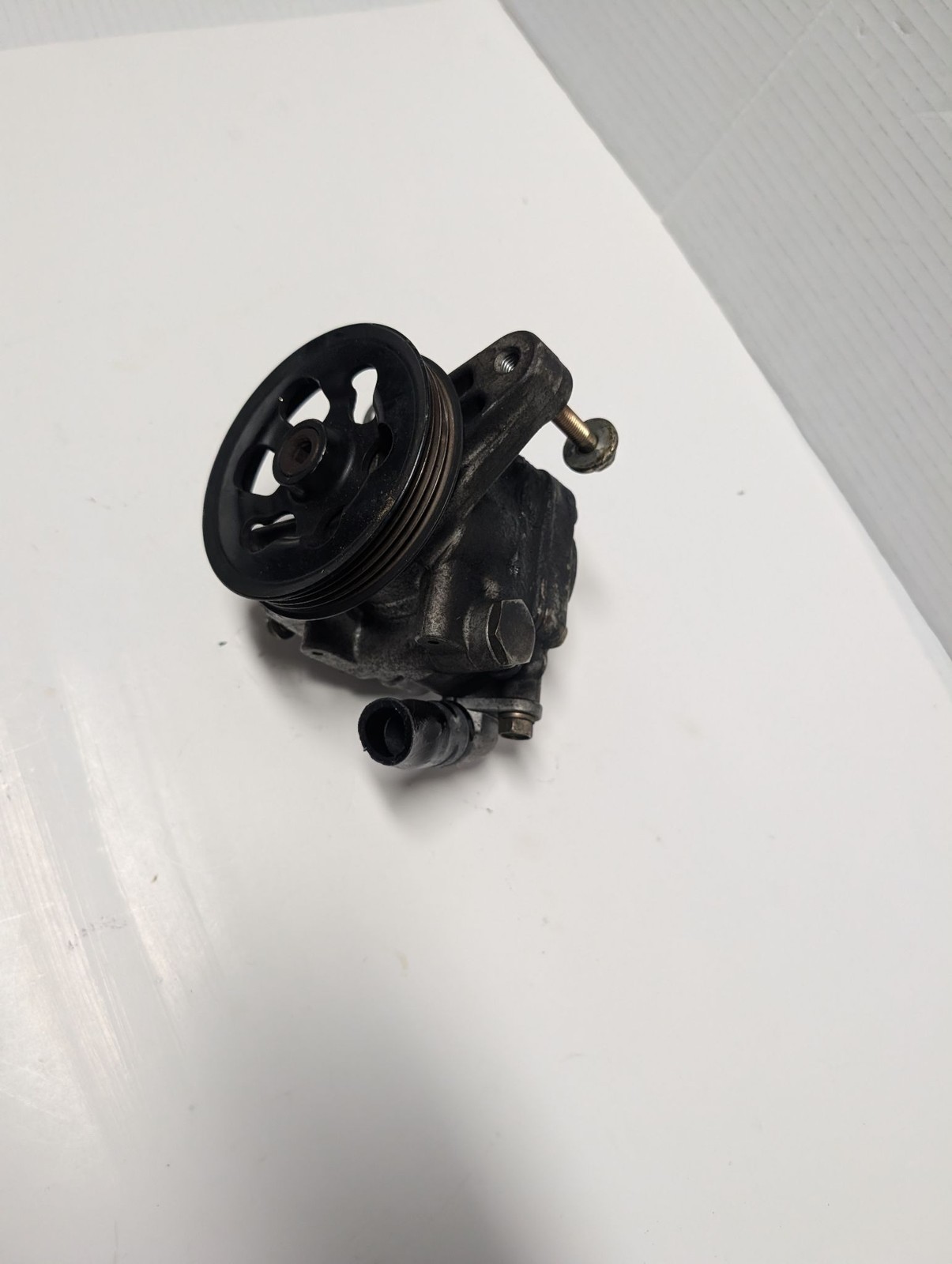 98 Honda Accord Power Steering Pump Pulley Assembly OEM For Car