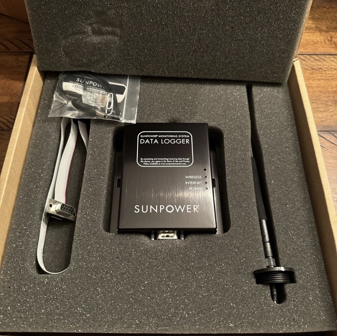 Sunpower Monitoring System Data Logger (SPR-PMR-DLOG) Part # 106715