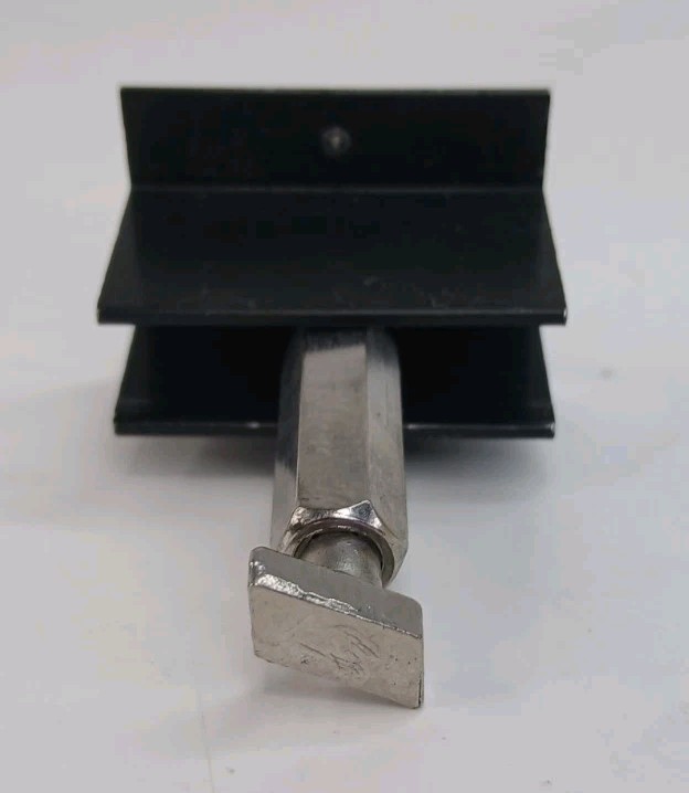 Lot of 4 UniRac Solar Mount End Clamps AF 30-46mm Dark Finish 302050D