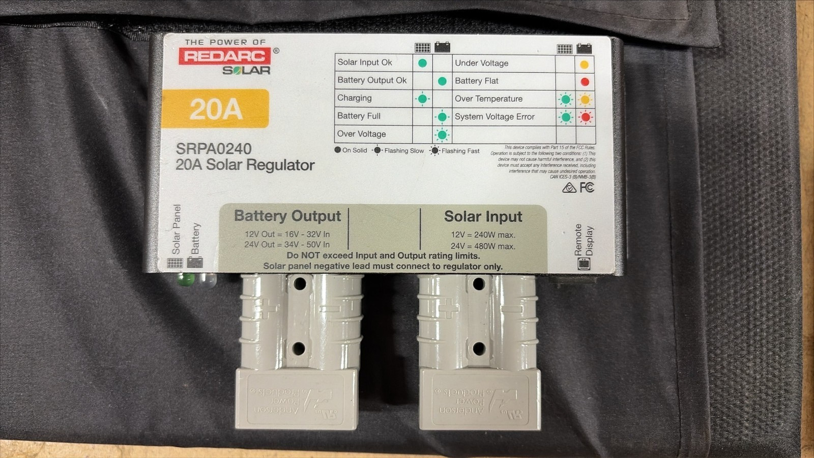 REDARC 160W Monocrystalline Solar Blanket w/ 20 Amp Solar Regulator SMFB1160