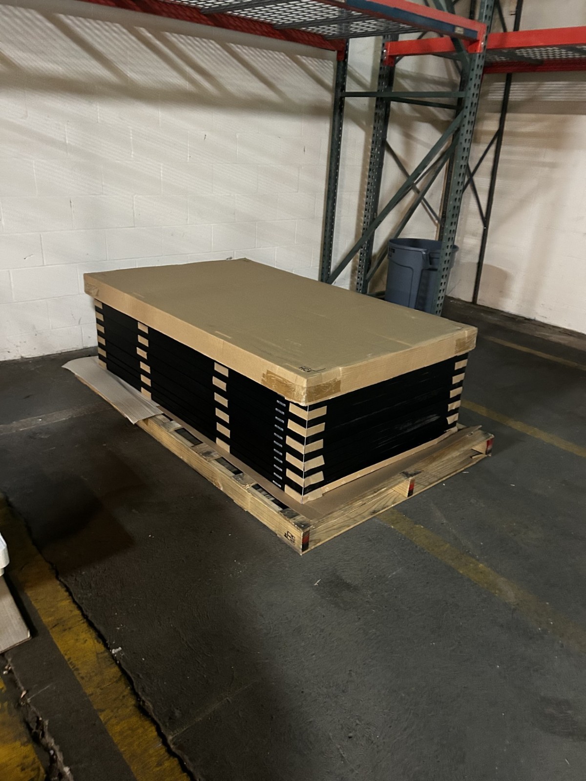 URE 365 W Solar Panels F6M365E7G-BB