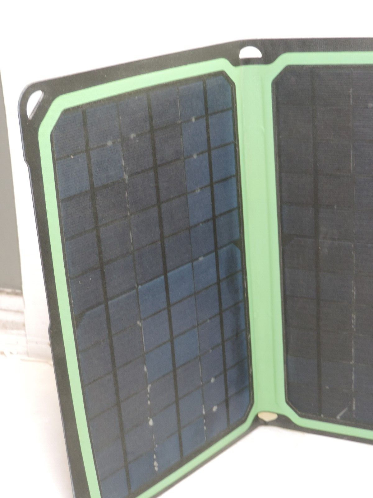 Goal Zero Nomad 28 Plus Smart 28-Watt Solar Panel
