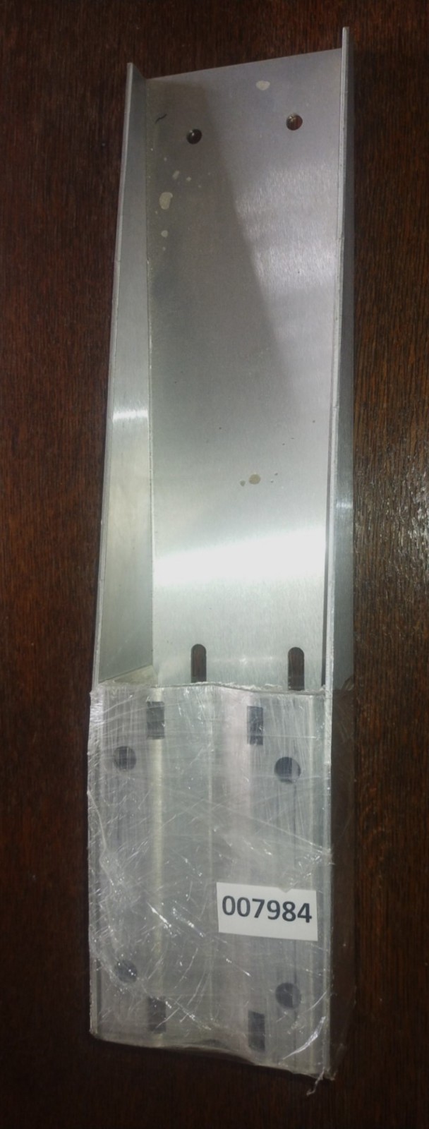 Sturdy Solar Panel Bracket with Mounting Hardware – New