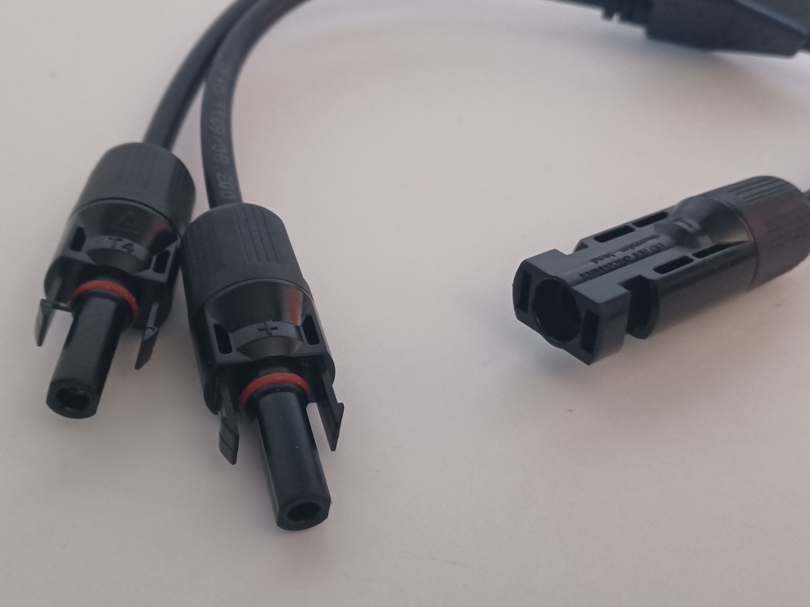 Y Branch Connector Cable Solar Panel Cable Connector Parallel Connector