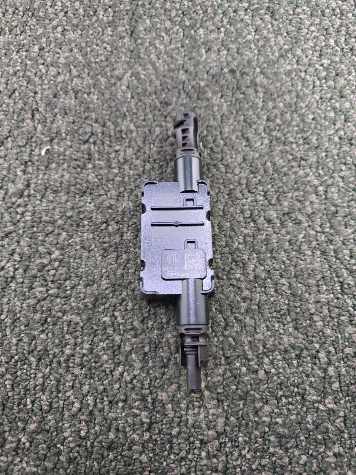(QTY 5) Tesla MCI-2: PV Rapid Shutdown Equip Mid Circuit Interrupter 1879359-15B