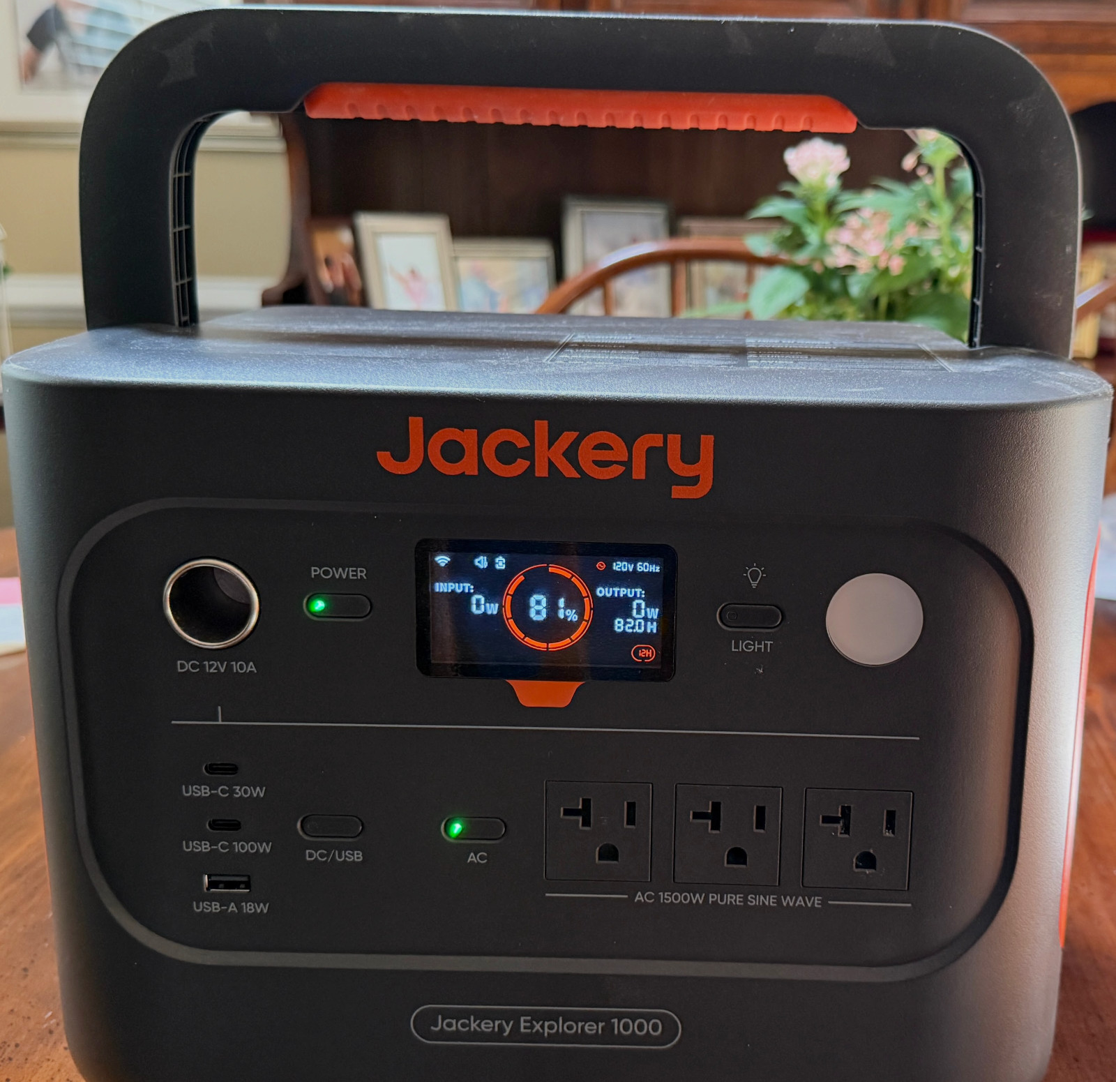 Jackery Explorer 1000 v2 Portable Power Station Model JE-1000D