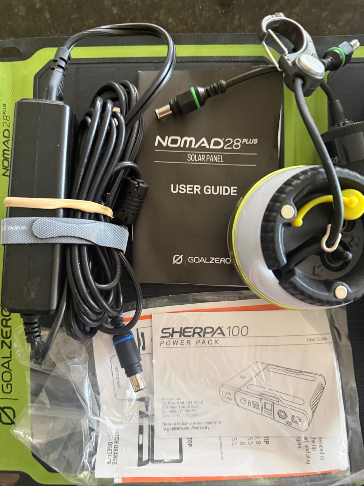 Goal Zero Nomad 28 solar panel + accessories