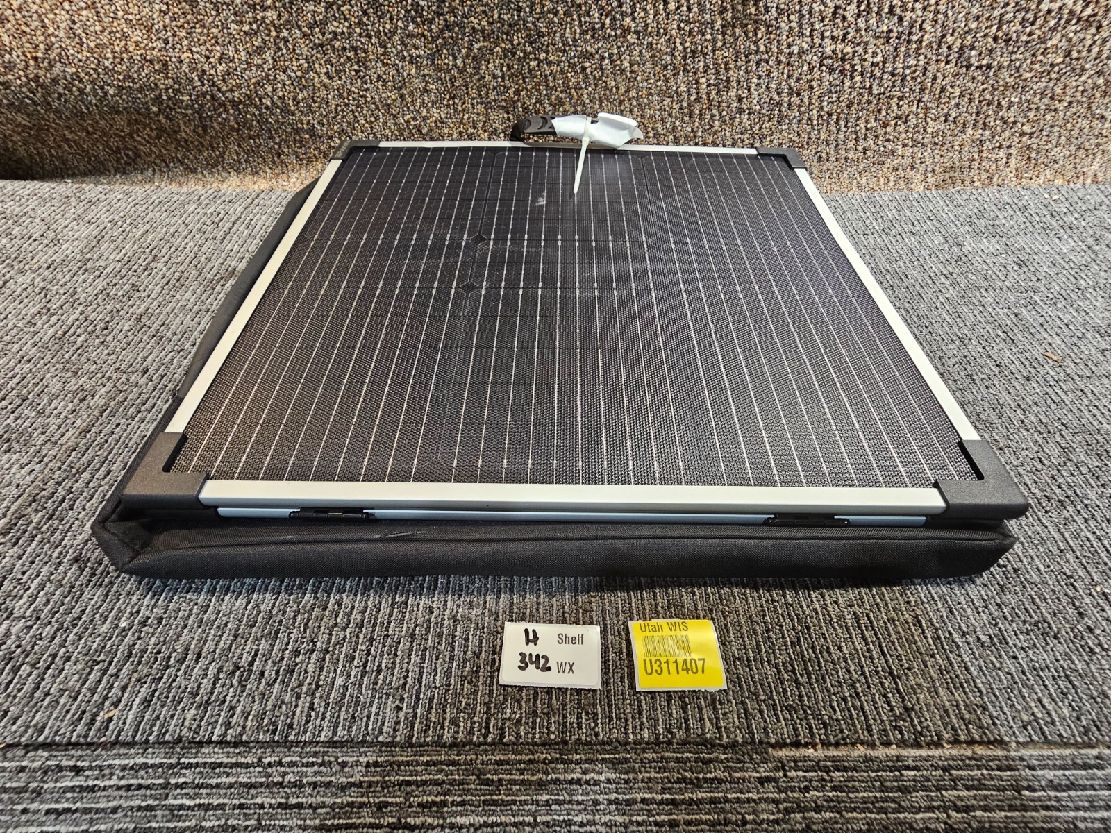 4Patriots 100-Watt Solar Panel Foldable 2 Panels 12V Only with Bag