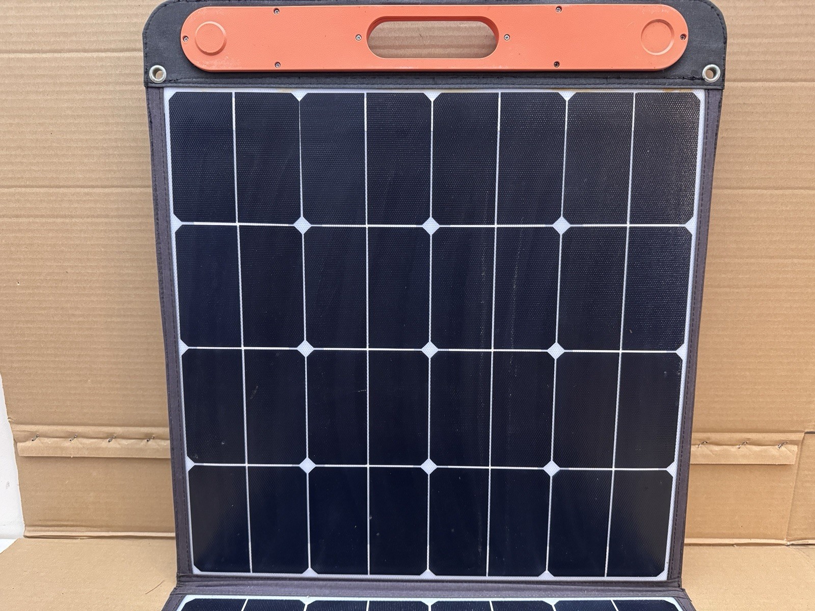Jackery Solar Saga 100w Solarsaga 100 18v 5.55a Foldable Panel NOT WORKING