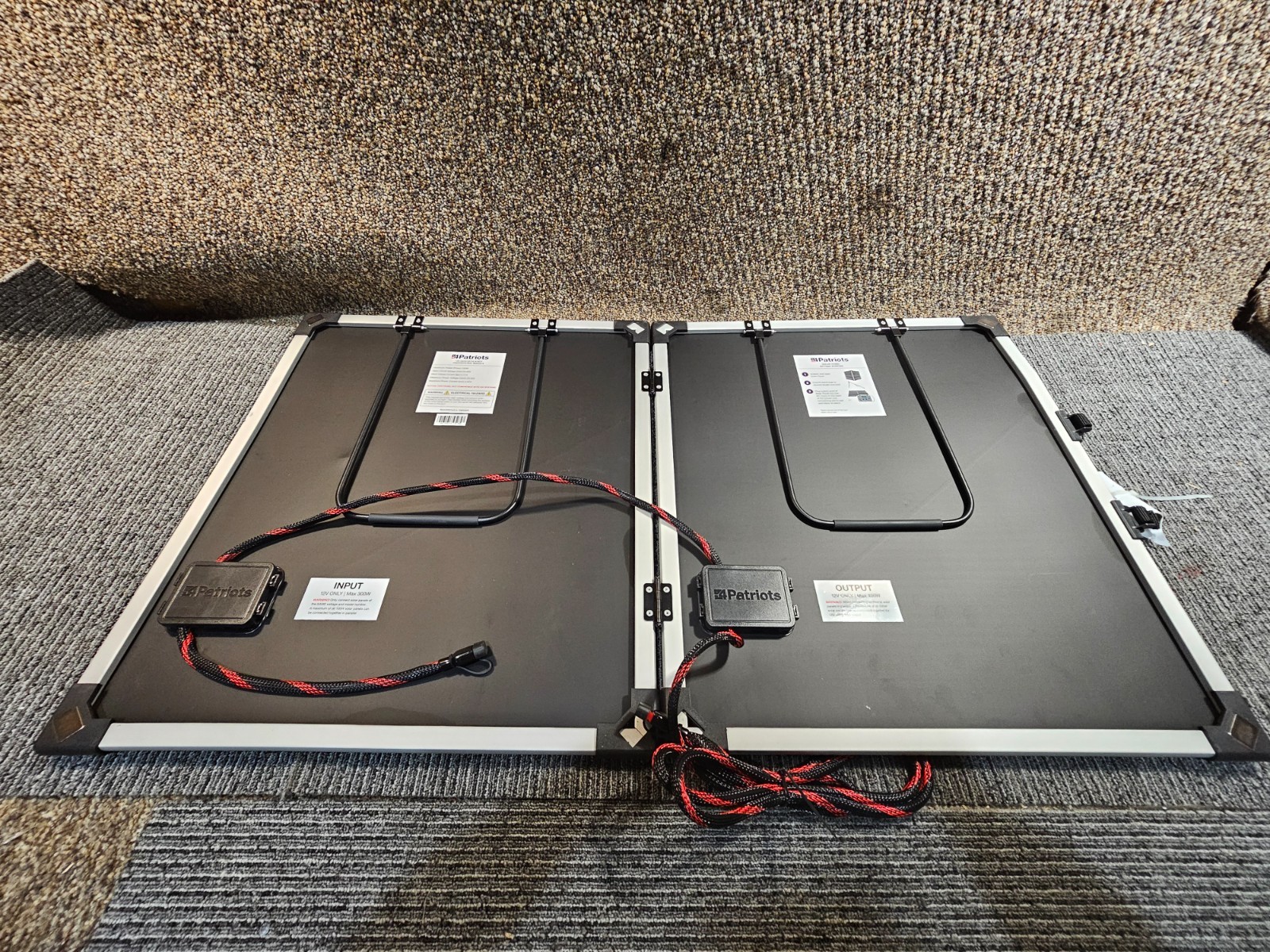 4Patriots 100-Watt Solar Panel Foldable 2 Panels 12V Only with Bag