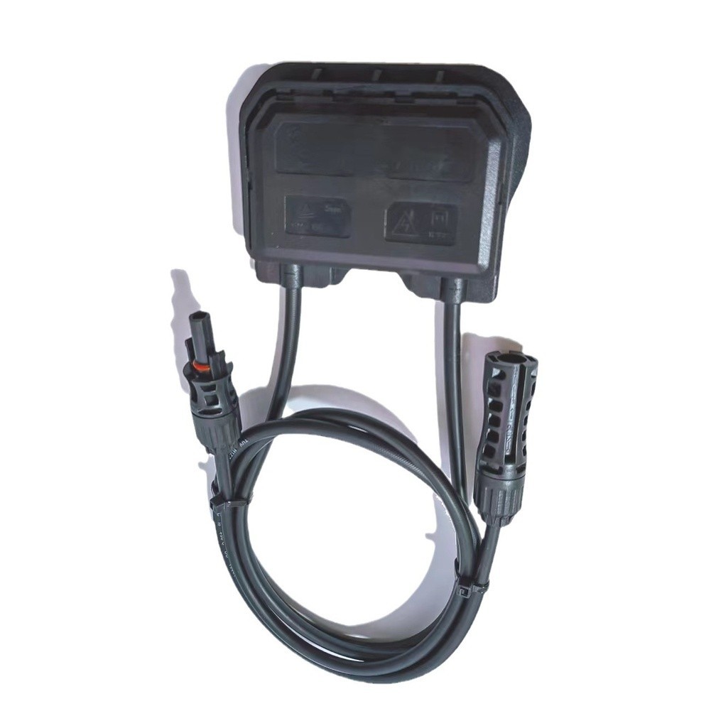 Black Solar Junction Box 1500V 30A Double Sided for PV System Connections