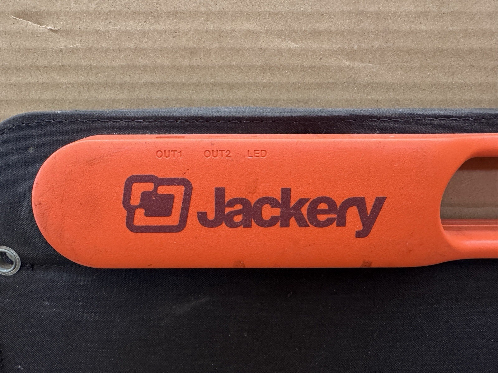 Jackery Solar Saga 100w Solarsaga 100 18v 5.55a Foldable Panel NOT WORKING