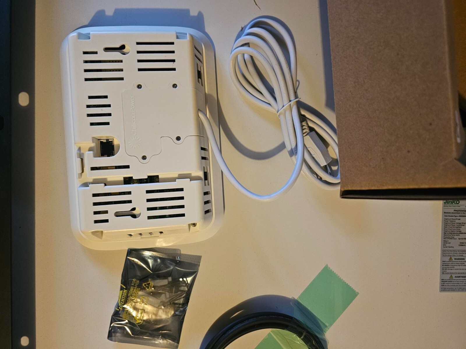 Chilicon Power CP-GWY-100 7″ LCD touch screen gateway for monitoring
