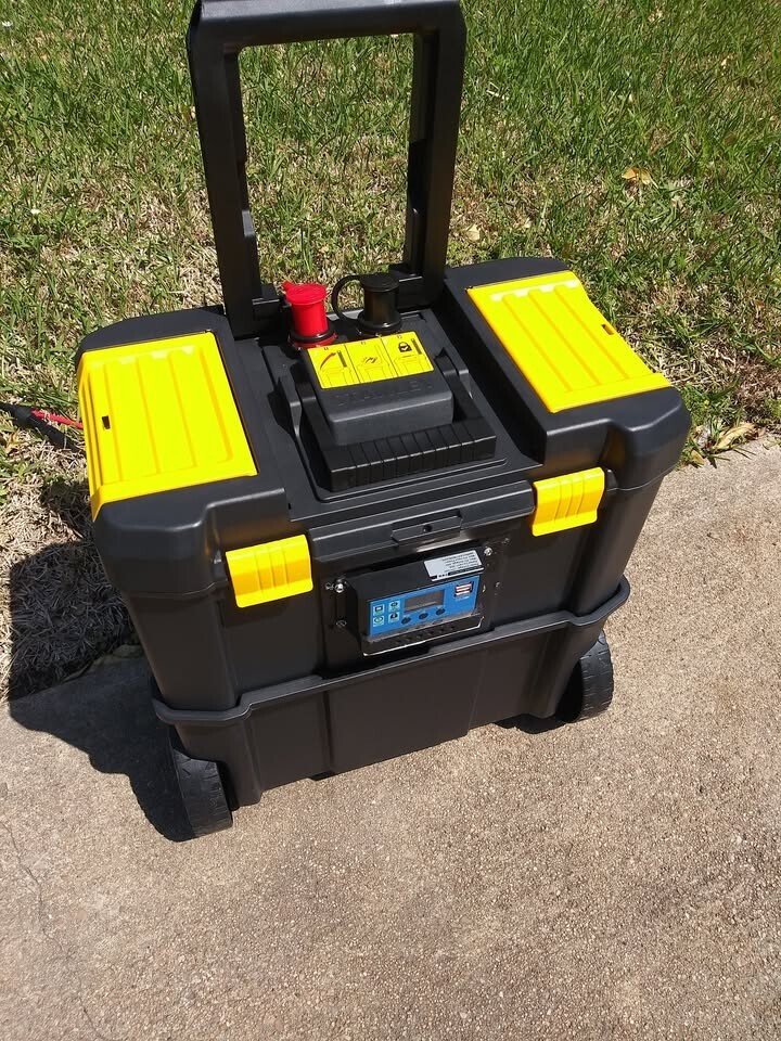 Portable Solar Home Backup Power Energy Off Grid Generator-2000/4000 Watts Peak