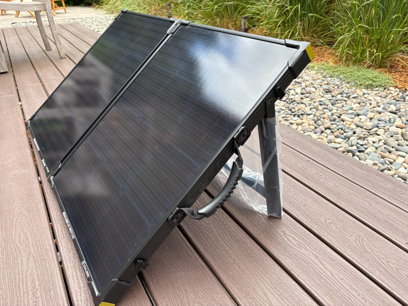 Goal Zero – Boulder 100 Solar Panel Briefcase BRAND NEW