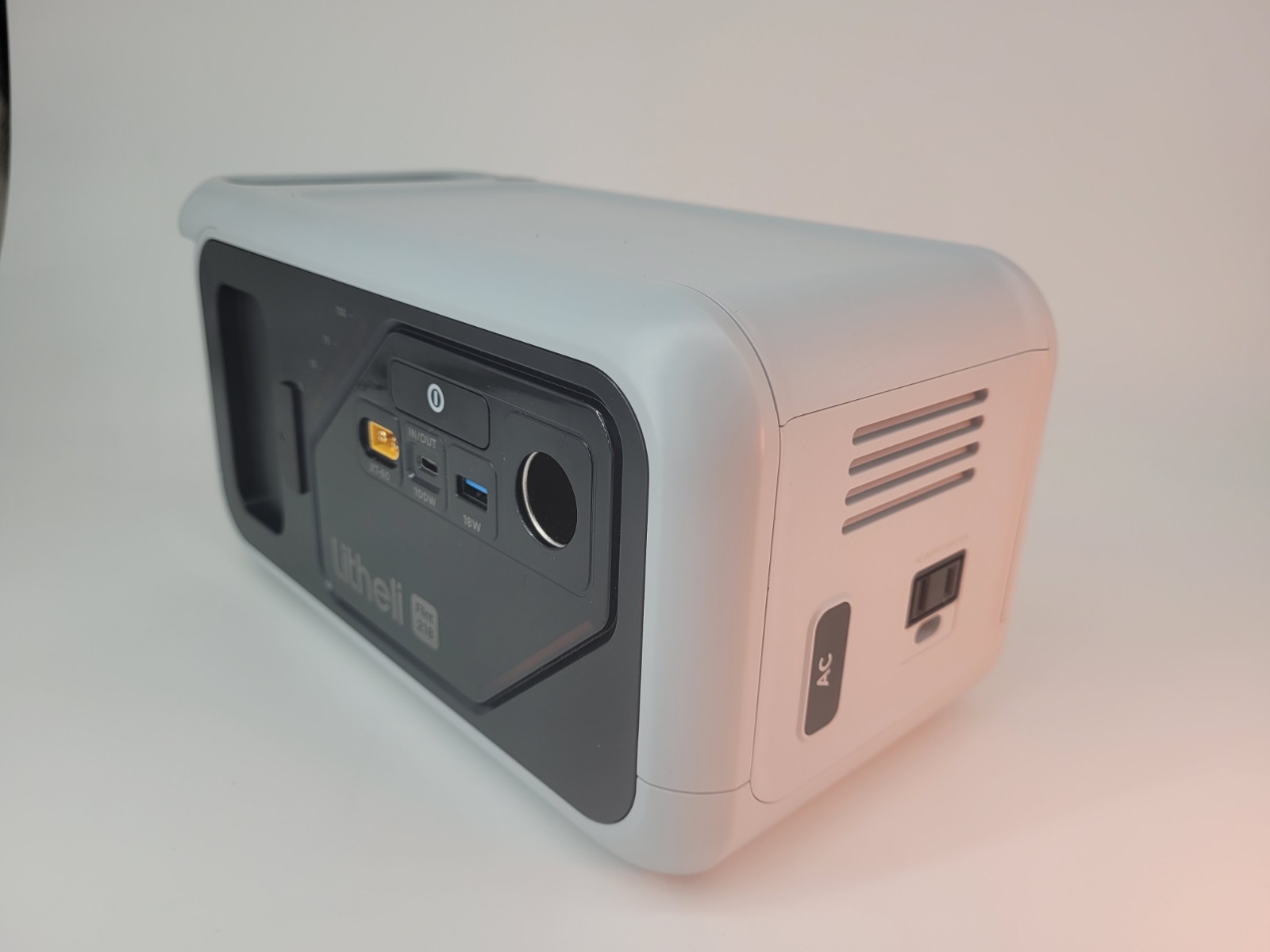 142Wh Portable Power Station 200W AC, Litheli B218, USB-C 100W, Solar/Car Input
