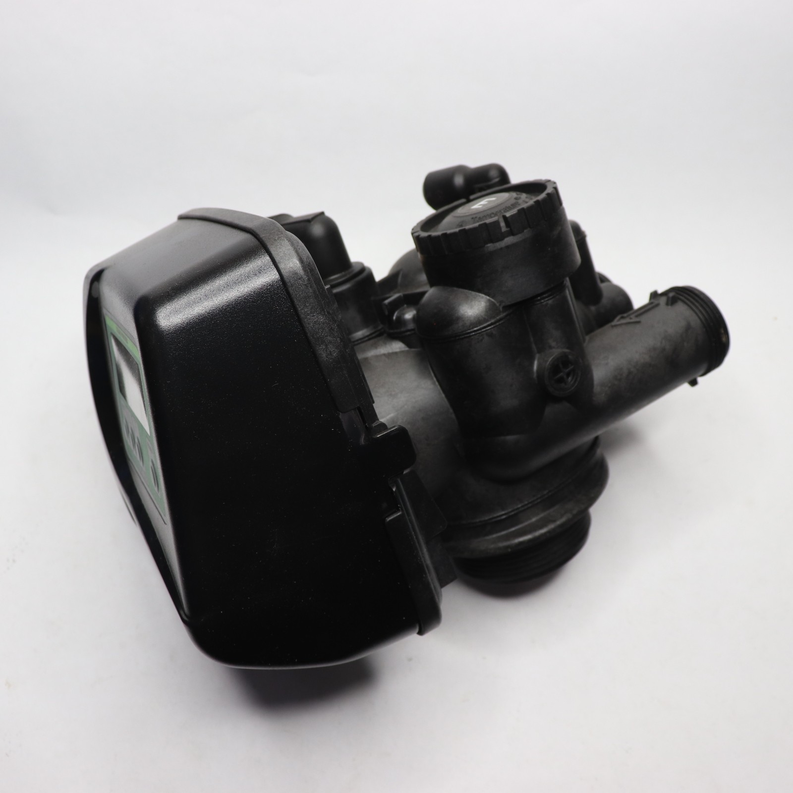 Solar Panel Meter Control Valve C-Series V1SPDME-P03 – Includes Bracket Assy