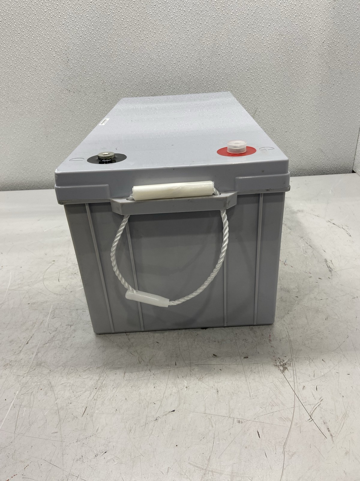 Renogy 12 V 200ah Deep Cycle Lead Acid AGM Battery RNG-BATT-AGM12-200-US