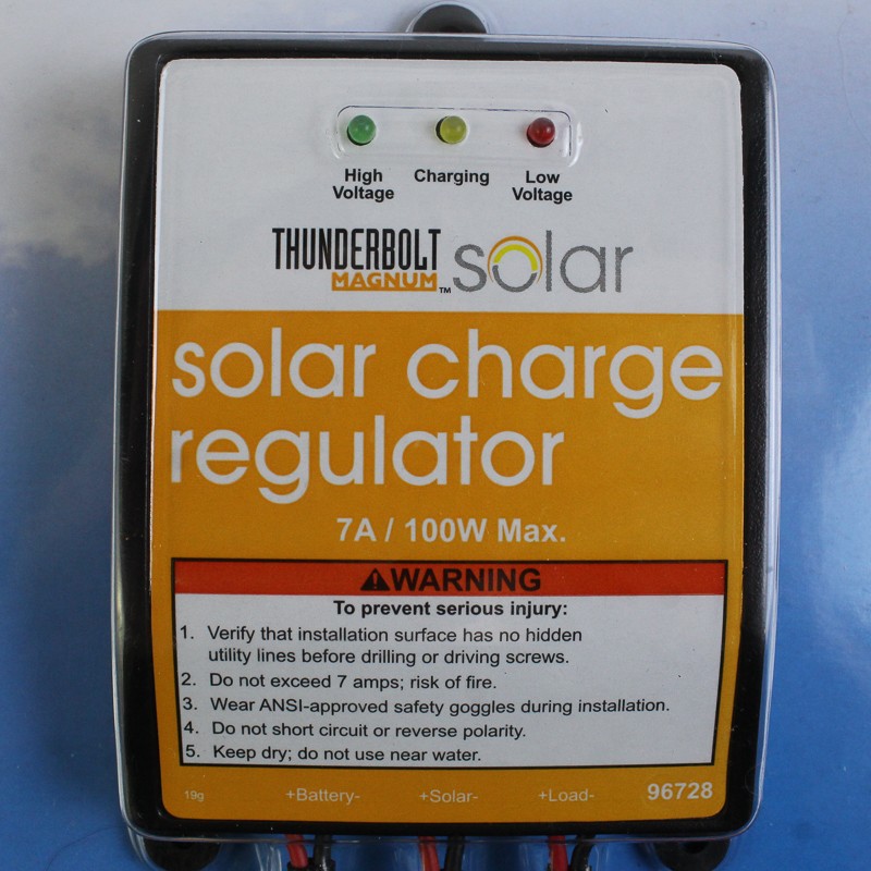 Thunderbolt Magnum Solar 100 Watt Solar Charge Regulator 96728 7A Panel Input
