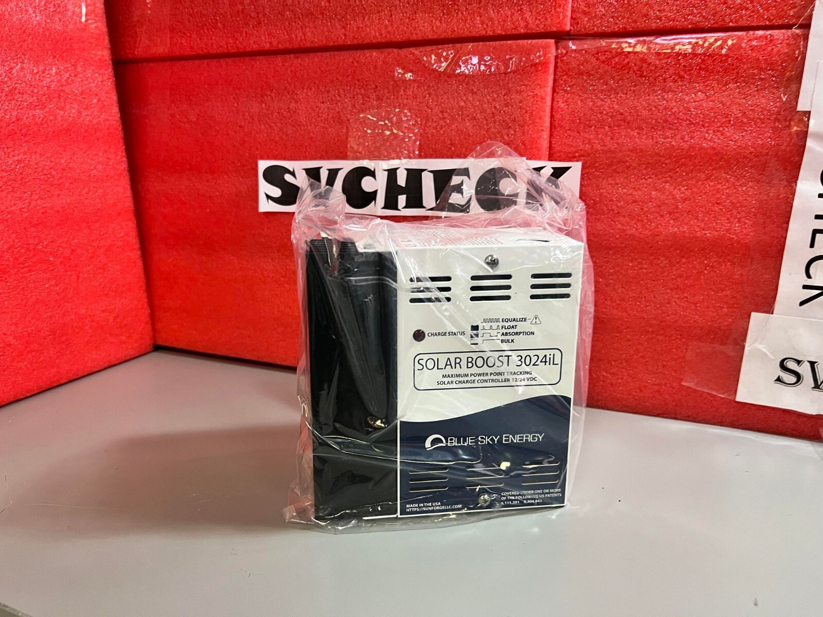 BLUE SKY SOLAR BOOST SB3024iL MPPT CHARGE CONTROL 12/24VDC