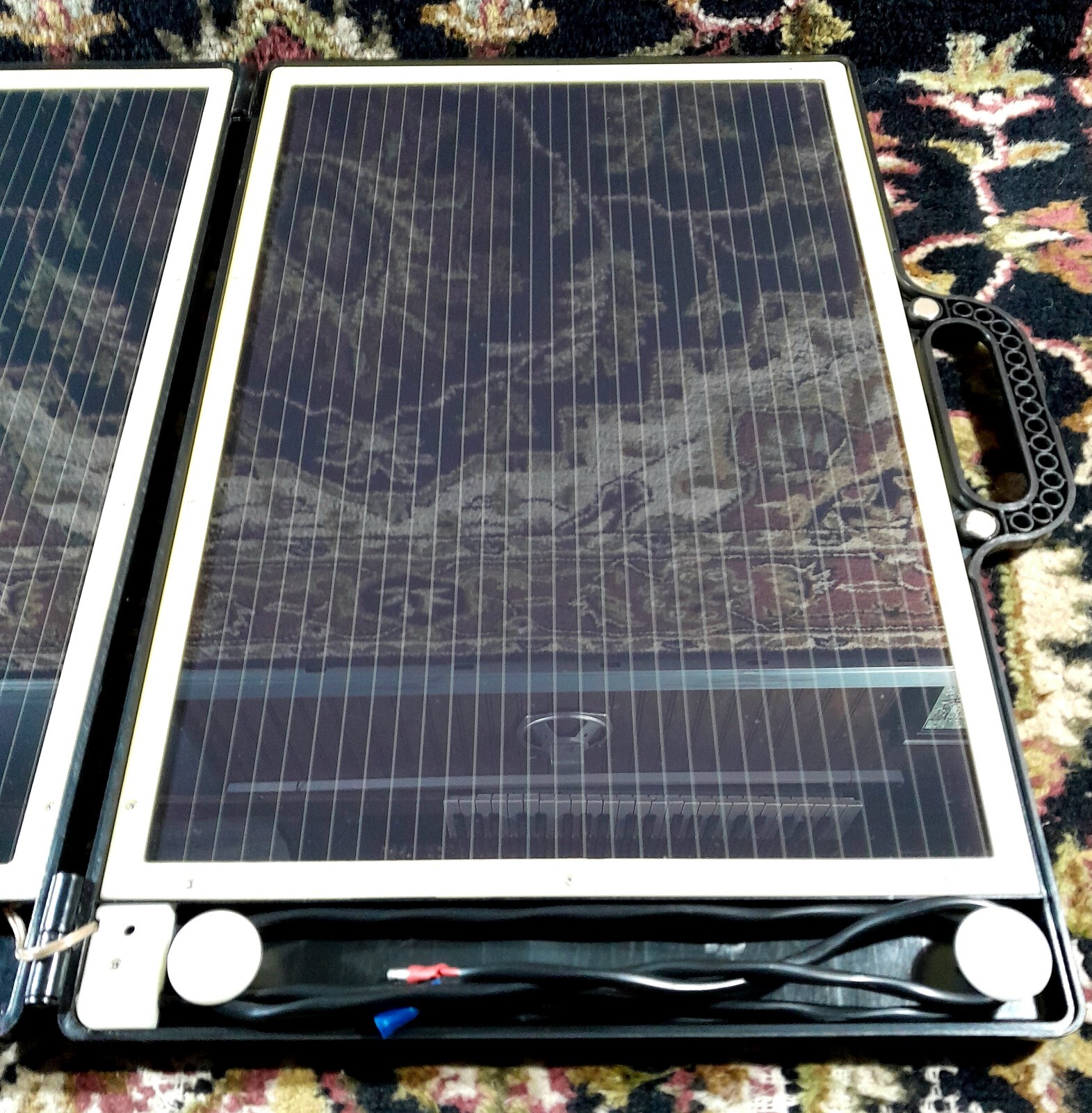 Amorphous Silicon Cell 18 – 24 Volt Solar Case, Chicago Electric Power Systems