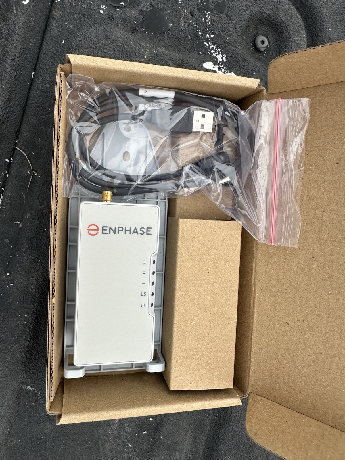 Enphase Cell Modem Kit w/ USB Cable & Antenna
