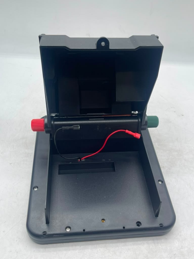 Helios Mini 160 10 Mile Solar Electric Fence Charger Energizer 0.16J Day-USED