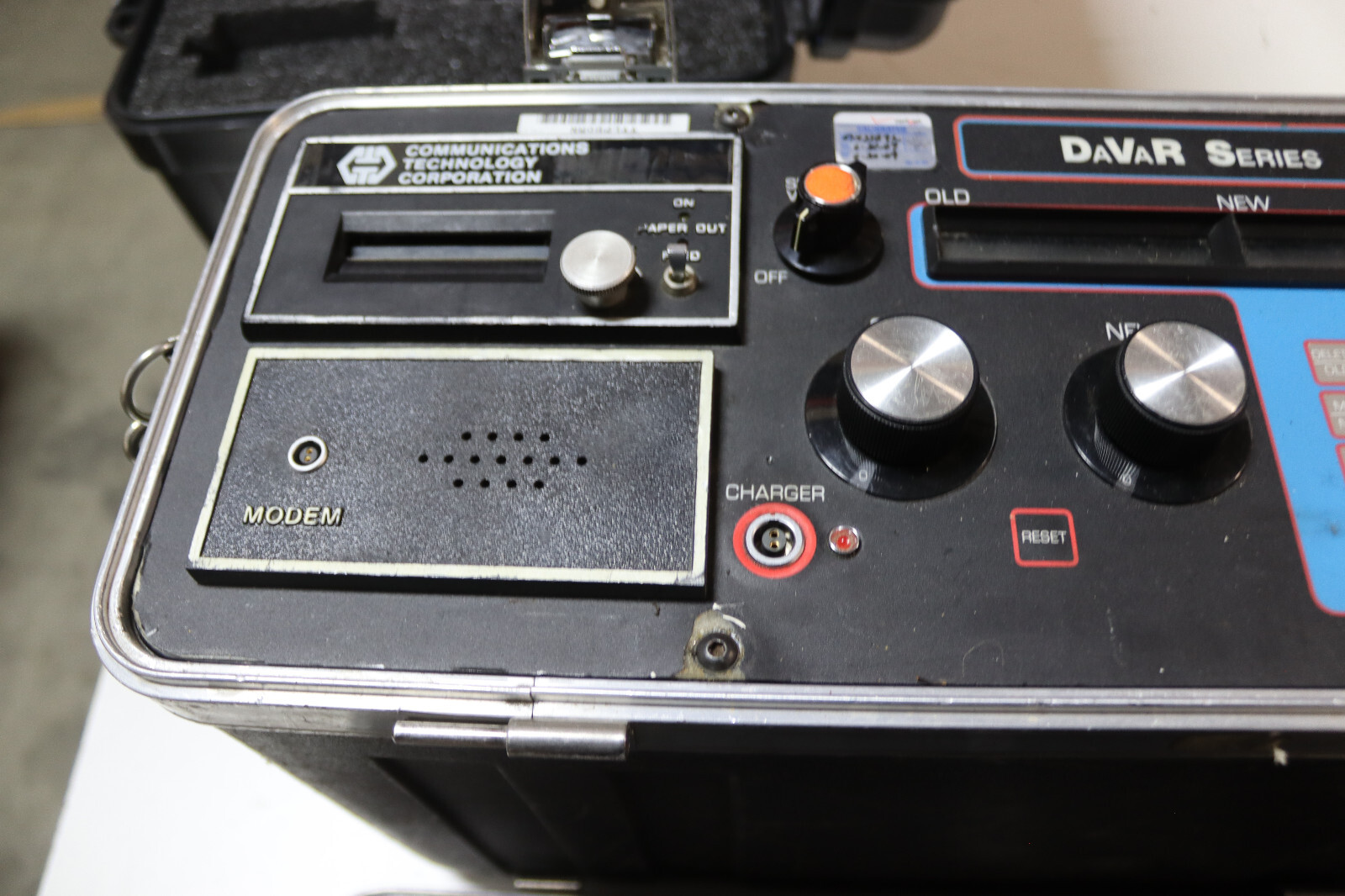 Communications TECHNOLOGY CORPORATION DAVAR SERIES