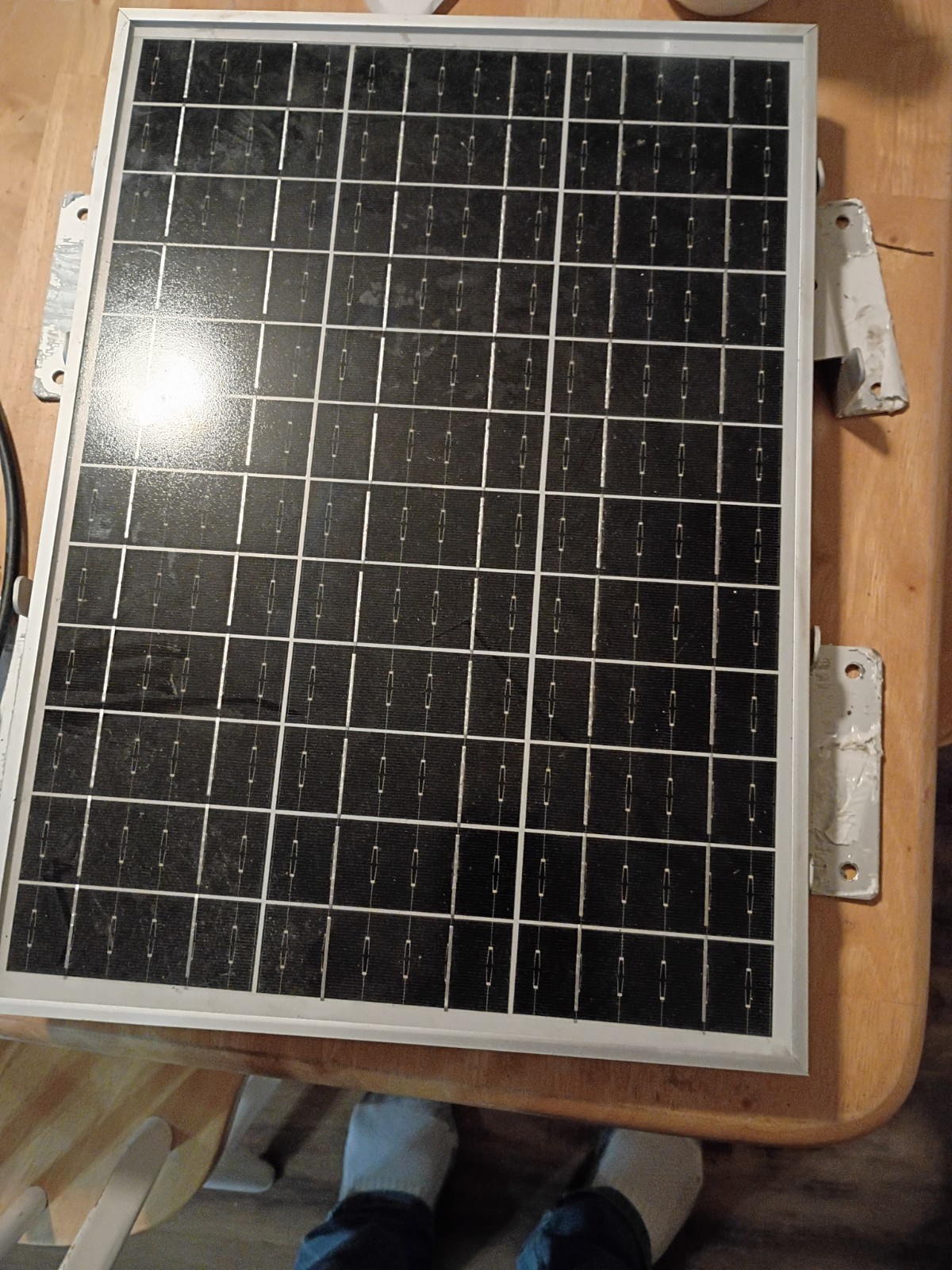 Eco Worthy Model ECOM25W Solar Panel With Solar Charge Controller