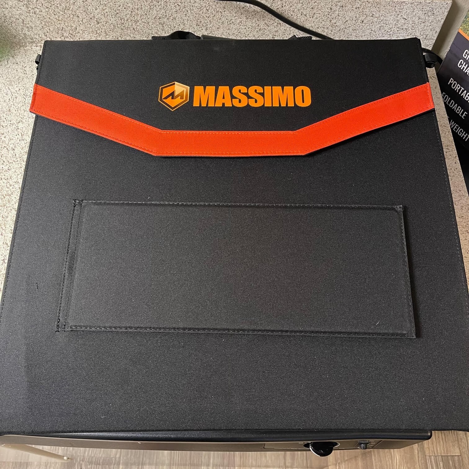 MASSIMO 200W Portable Solar Panel, Foldable, Waterproof Fabric, New (1197)