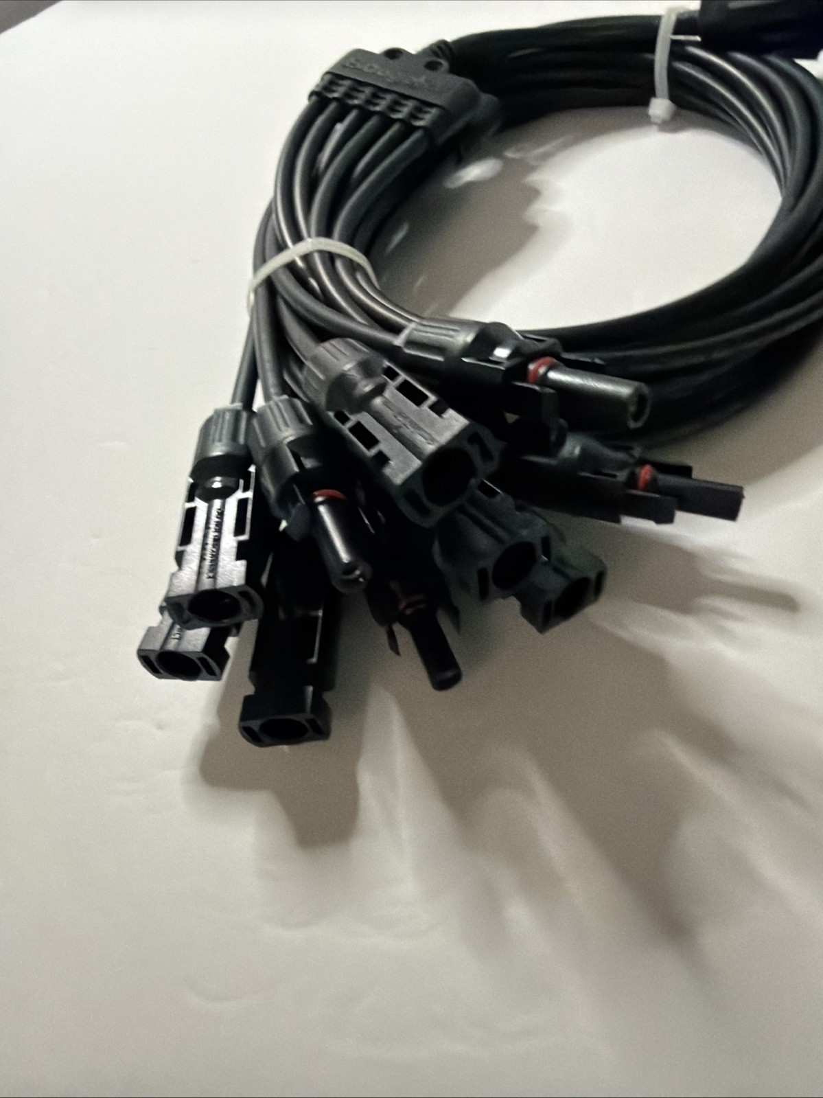 BougeRV solar panel parallel adapter cable with MC4 connectors.