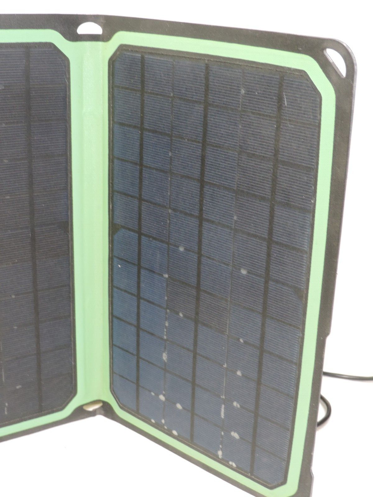 Goal Zero Nomad 28 Plus Smart 28-Watt Solar Panel