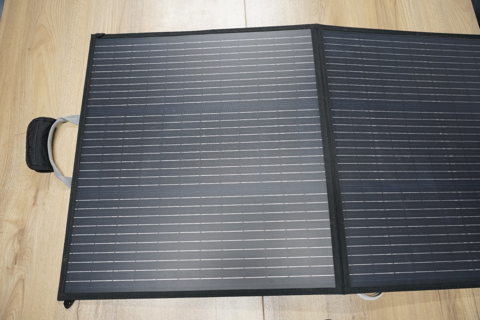 POWATTA 110W Solar panel IP67 Waterproof Portable Foldable for Outdoor Camping