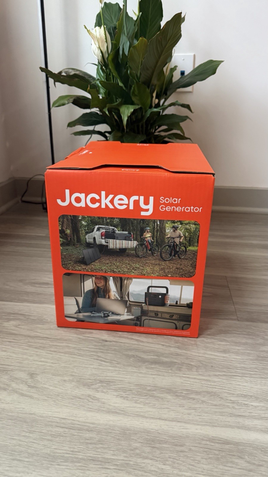 Jackery Power Station Explorer 600 Plus Portable Solar Power Station ️‍