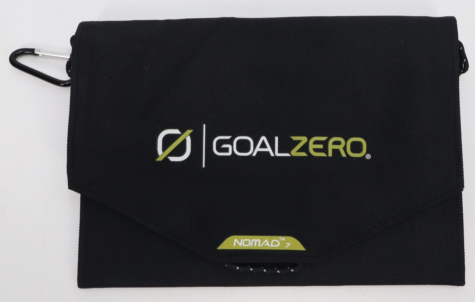 GOALZERO® 7 Solar Panel + 4 Rechargeable Batteries