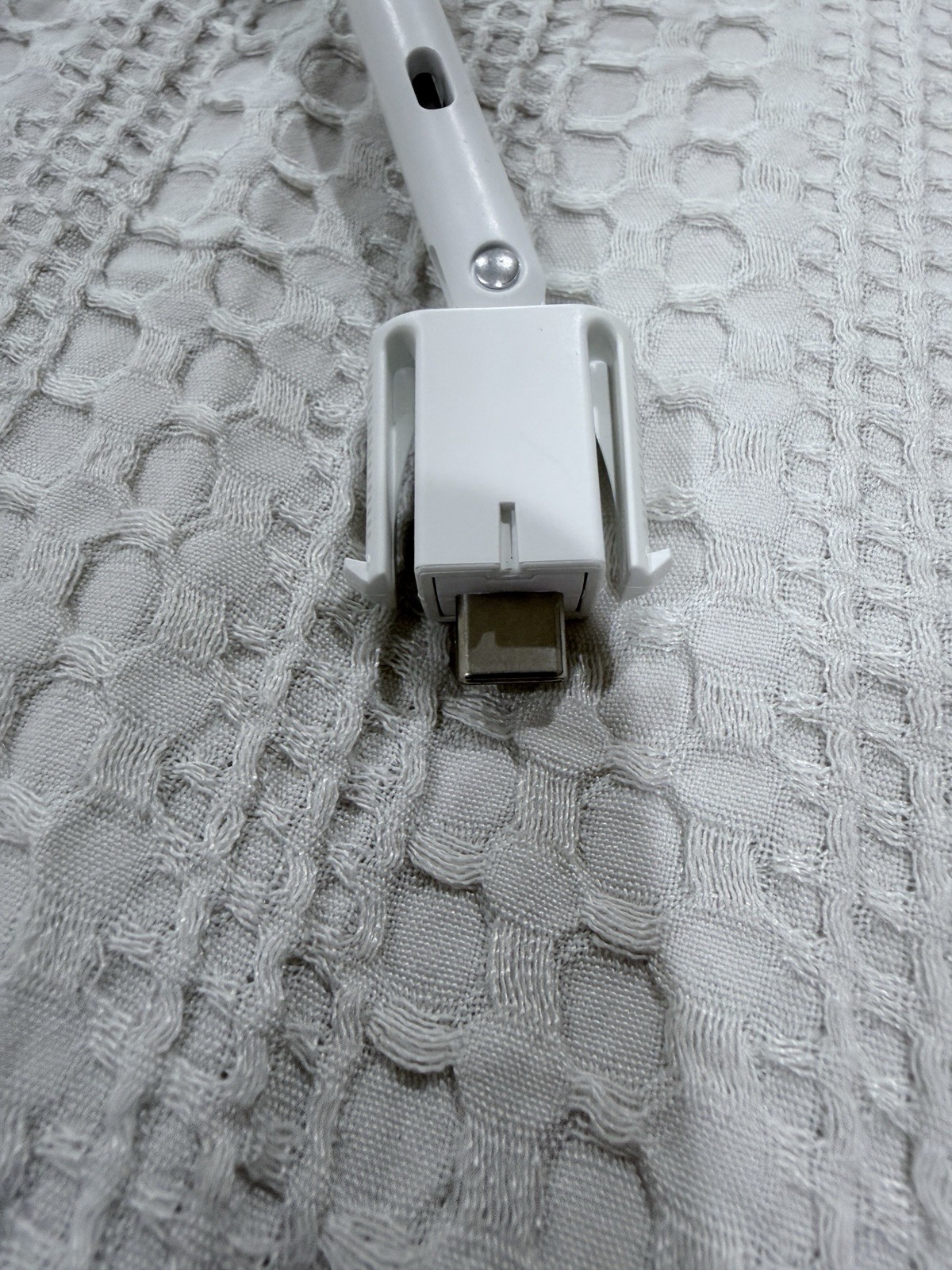 SwitchBot Solar Panel White UV Resistant USB Type-C Model W3603400