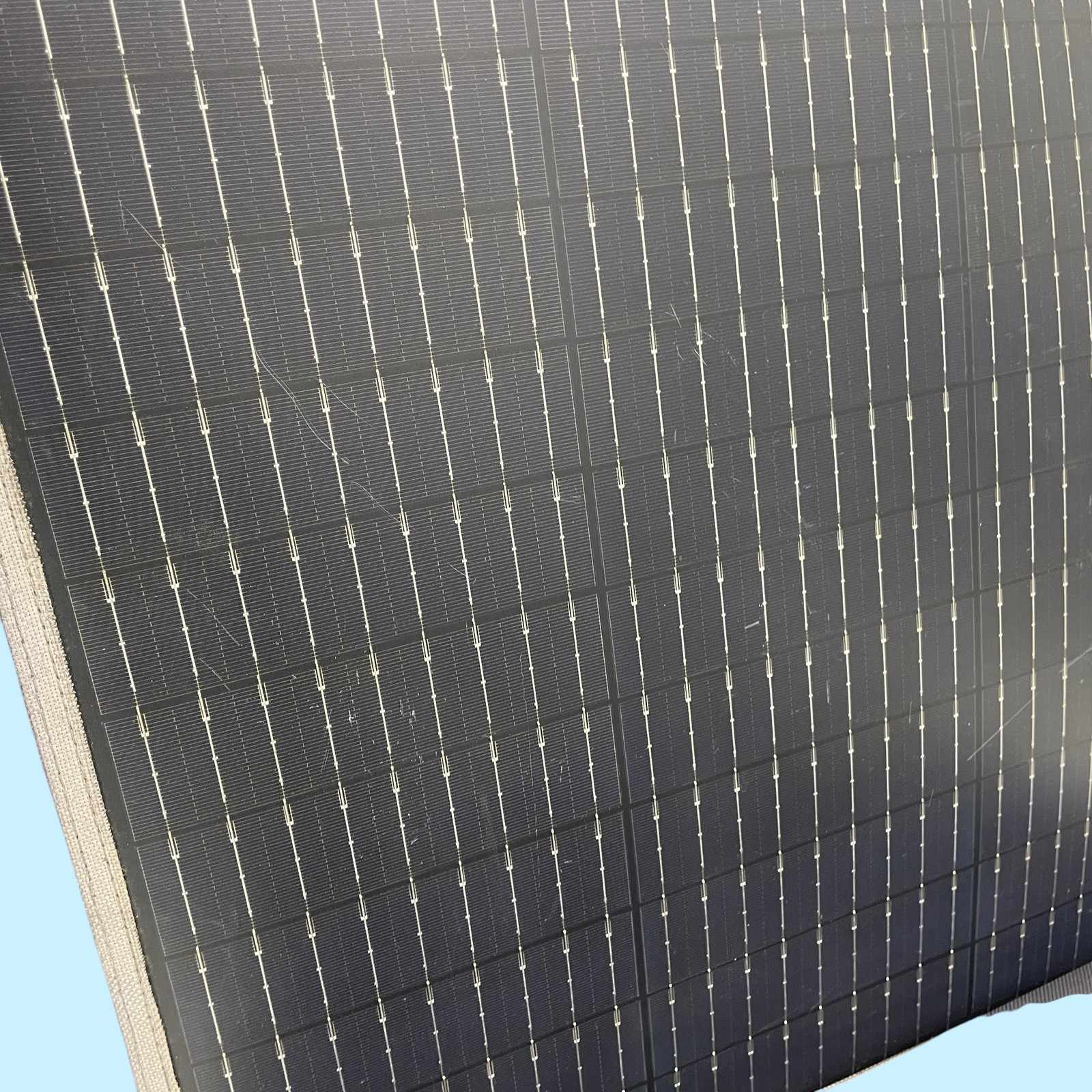 ENERGIZER Ultimate PowerSource Pro Generator ENBG1000 & Solar Panel #MB6363 (AR)