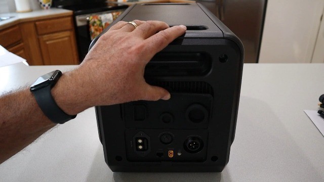 Portable Power Station 300W, 256Wh LiFePO4 Battery, Solar Generator, 6 Output Po