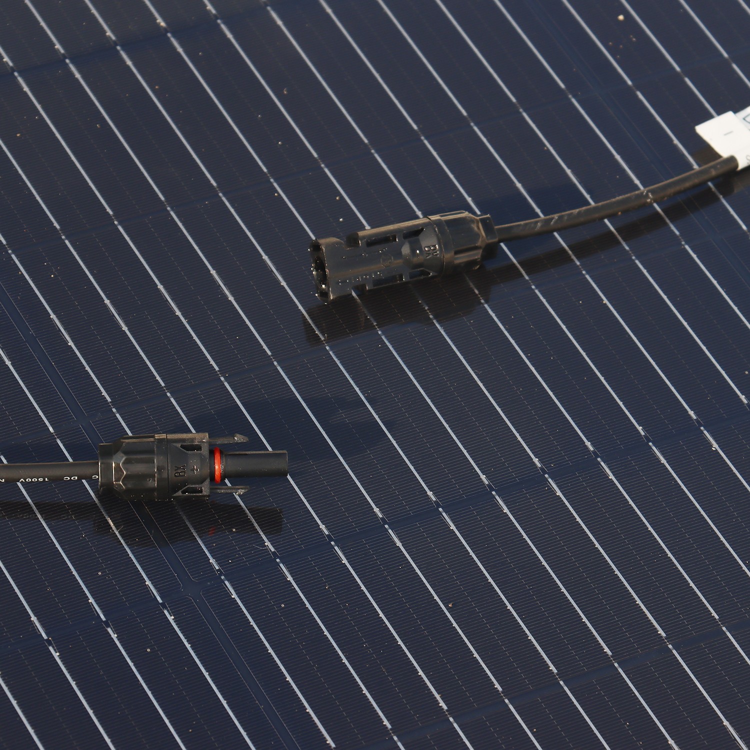 150W Flexible Mono Solar Panel Bendable Off-Grid RV/Camper/Boat/Balcony Van IP68