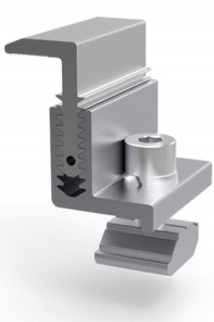 Solar Rail kit for mounting 4 panels with clamps and L brackets