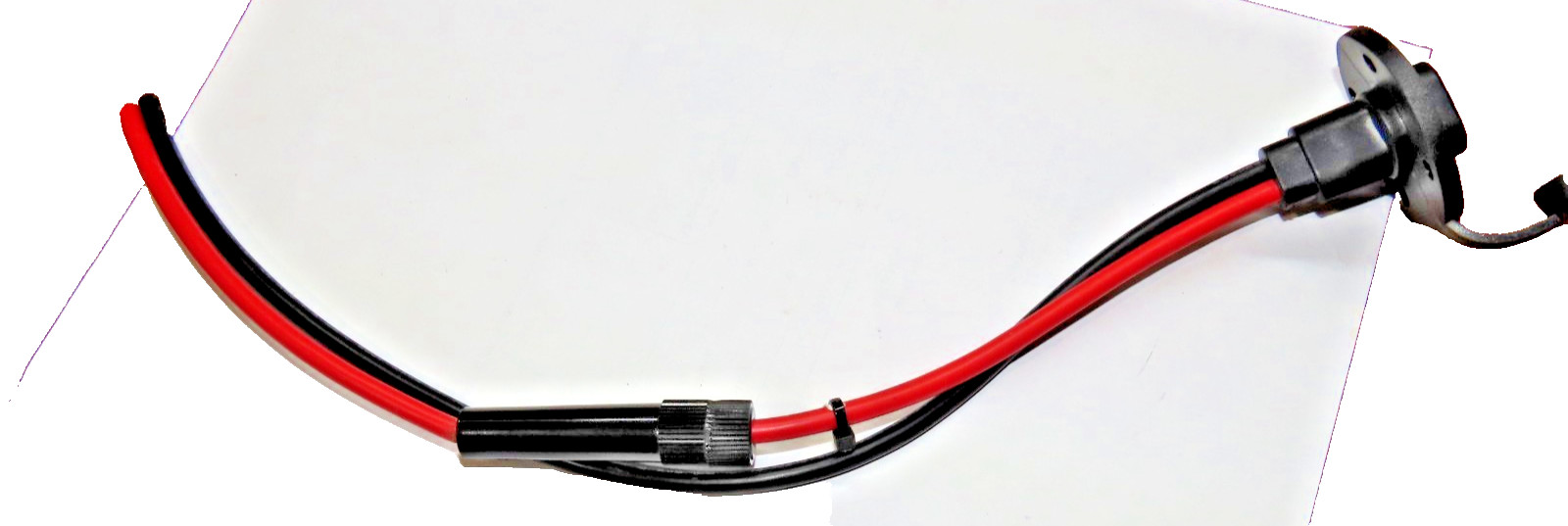 SP1612D 10AWG Solar Charger Plug Fused 20A 12VDC (Pack of 10)
