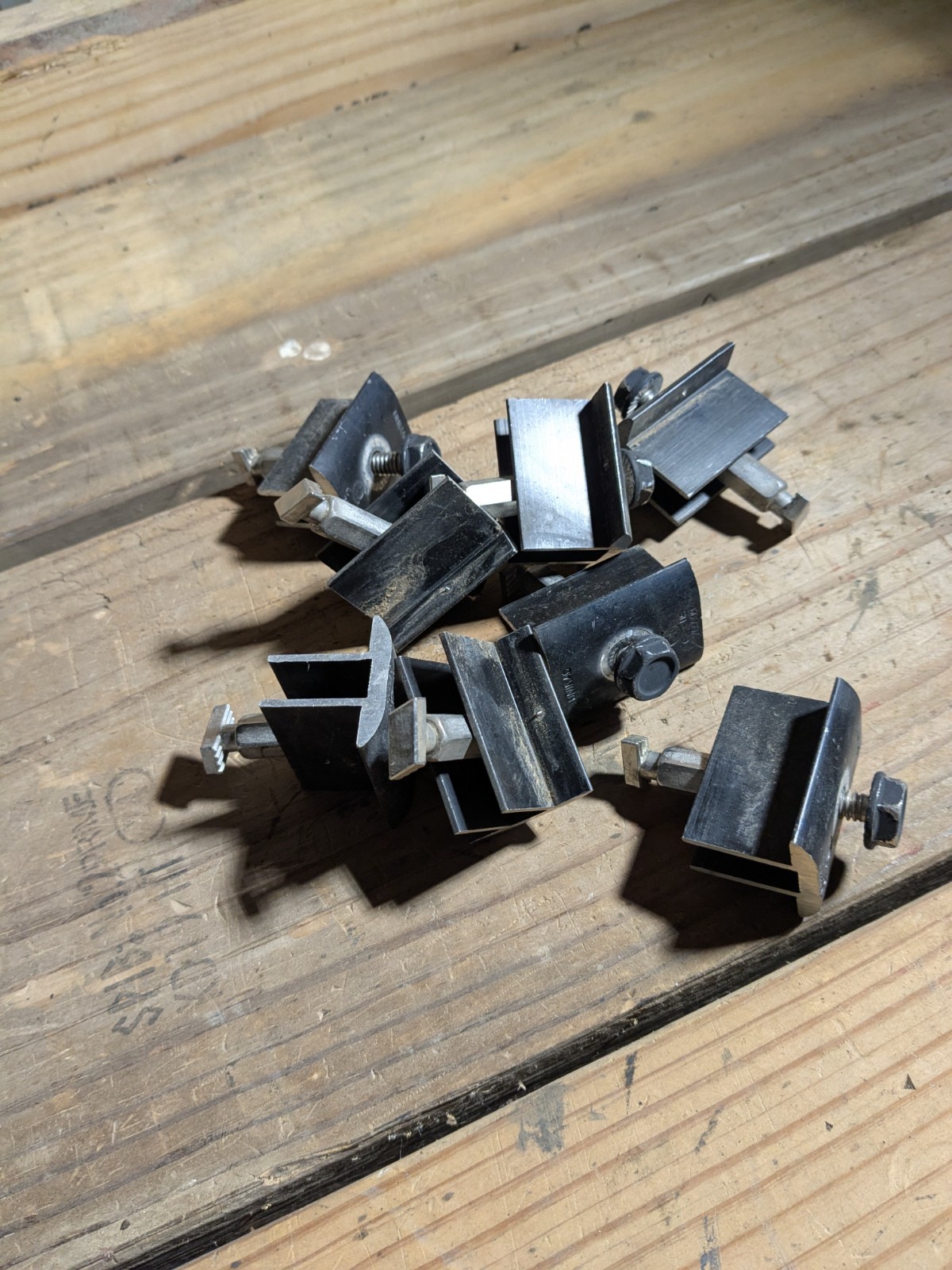 Lot of 4 UniRac Solar Mid Clamps, Black.