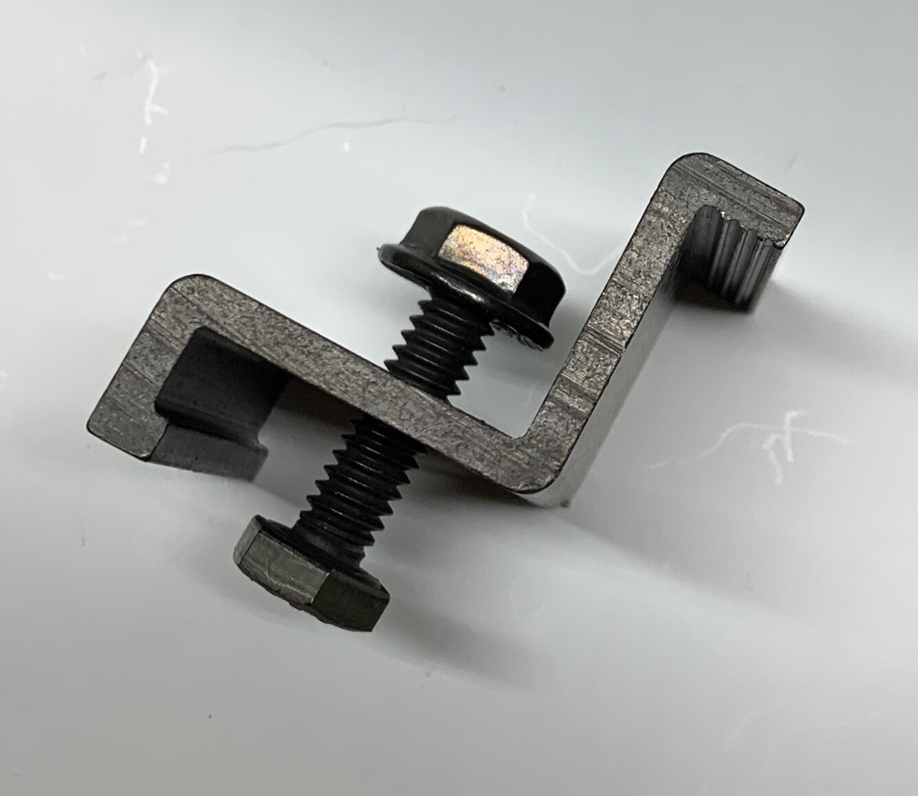 Lot of 4 Ironridge Solar Mount End Clamps 1.25″ Black Finish 29-7000-125B
