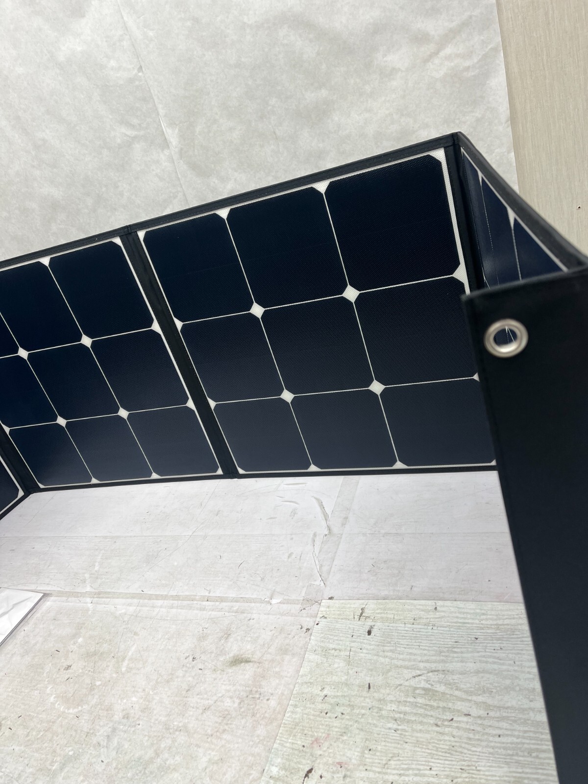 BLUETTI SP200 200w Solar Panel Portable Foldable AM30