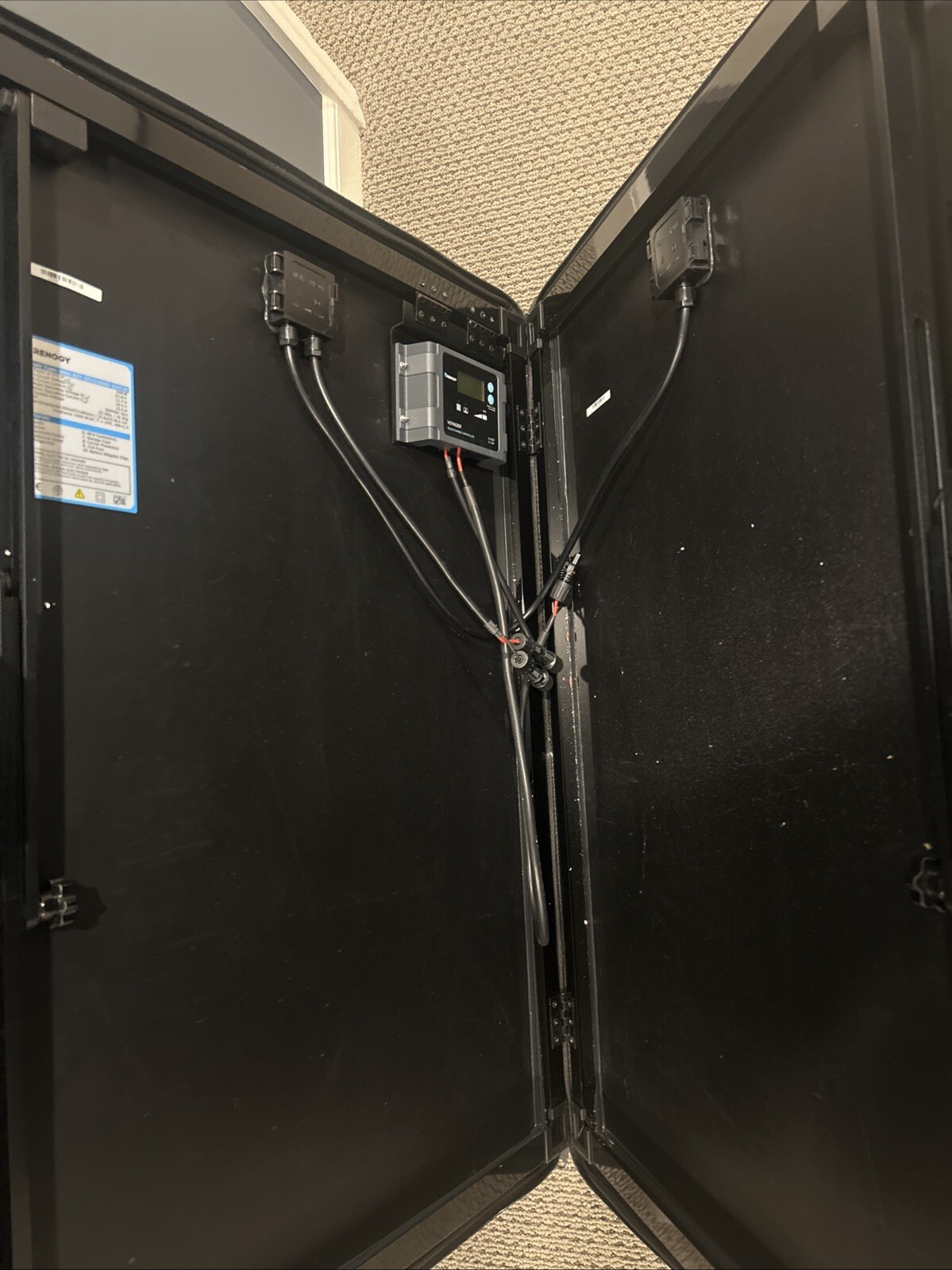 RENOGY 200 watt 12 ah solar panel