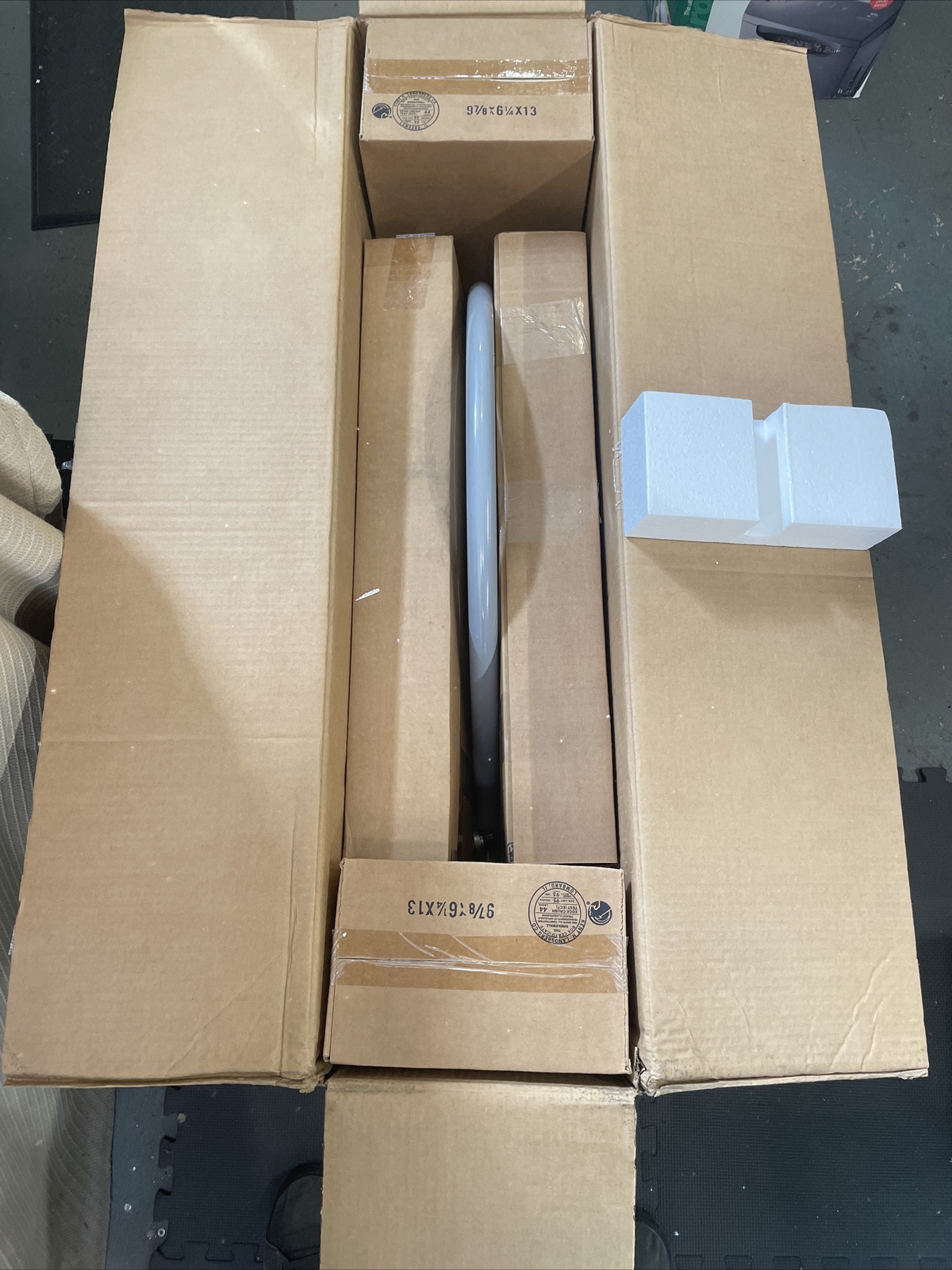DYOCORE Solair 800 Hybrid Wind/Solar Power Generator! **PLEASE READ DESCRIPTION*