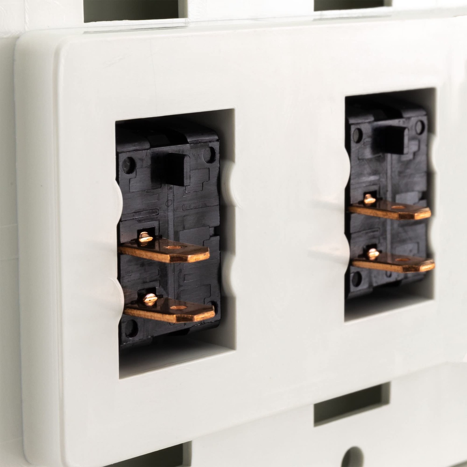 Quad SPST On-Off Switch with Bezel, 12-Volt, for RV, Trailer, Camper (White)