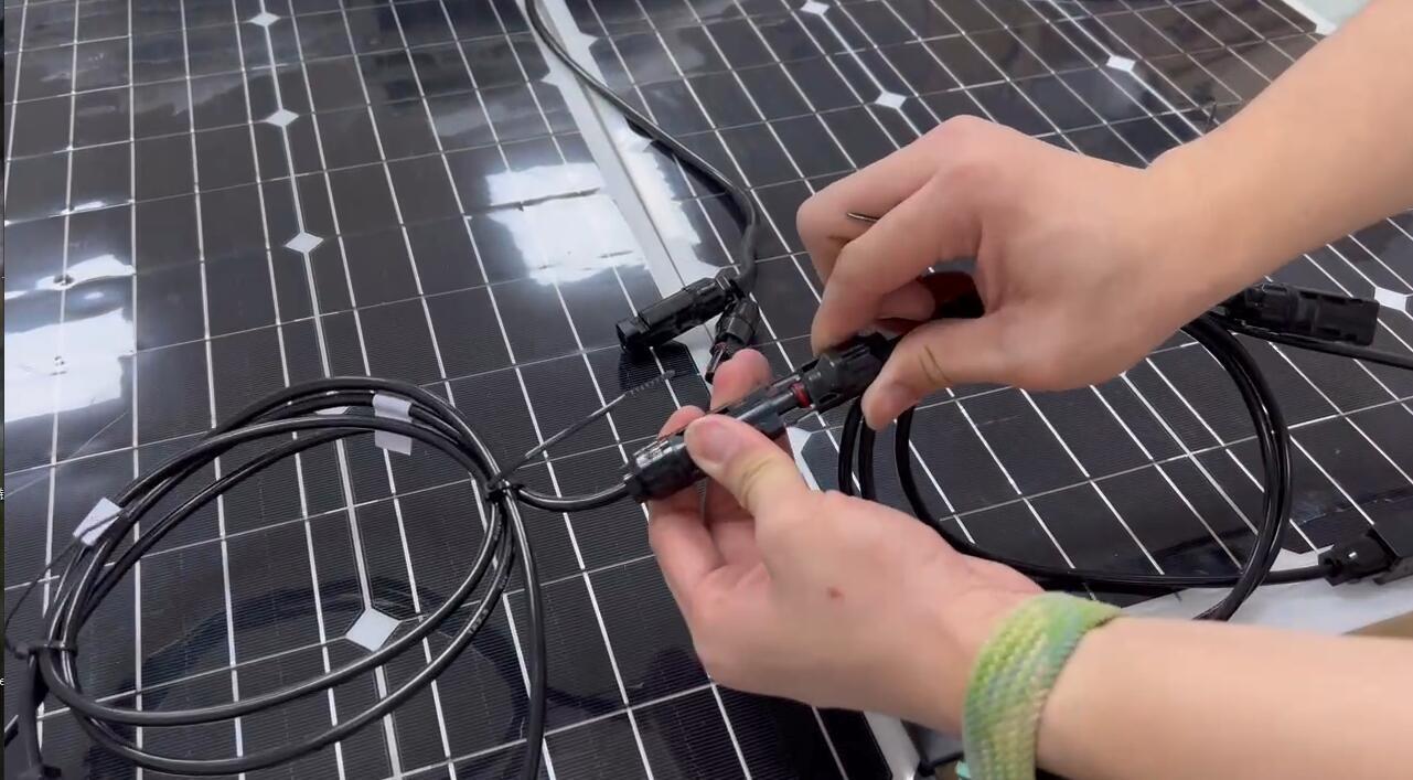 900 Watt Mono Solar Panel Kit 12V RV Camping Marine Home off-grid Battery Charge