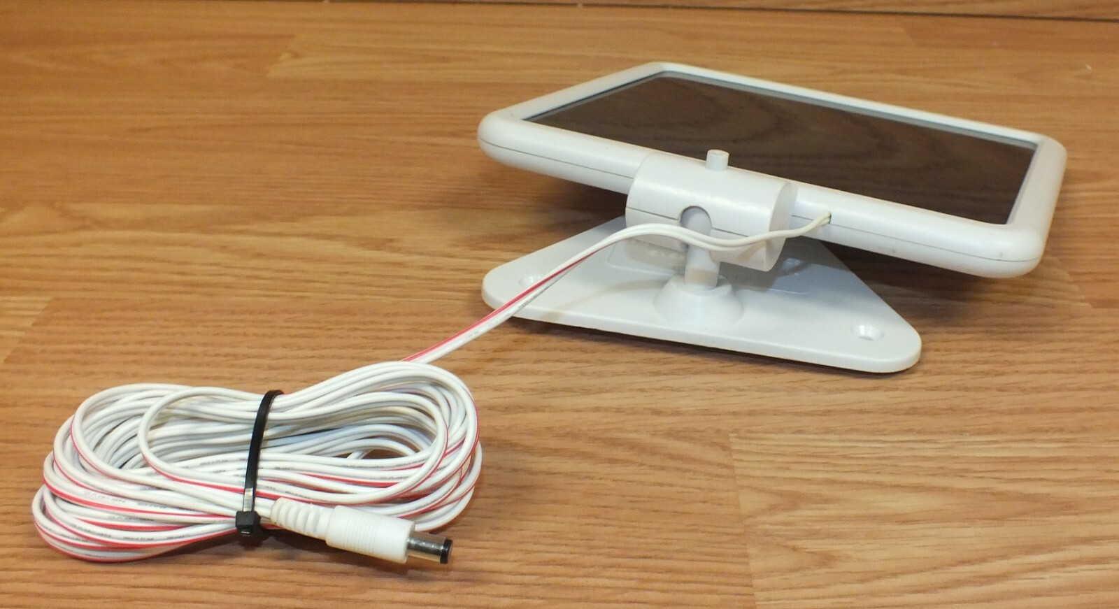 Unbranded Square White Solar Panel Charger For Outdoor Use Only **READ DETAILS**